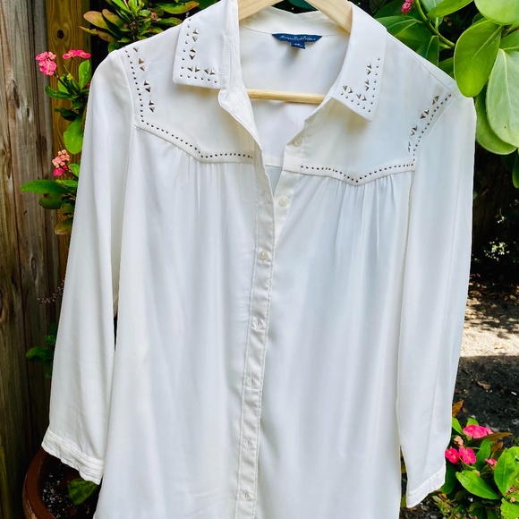 Shirt - Picture 1 of 1